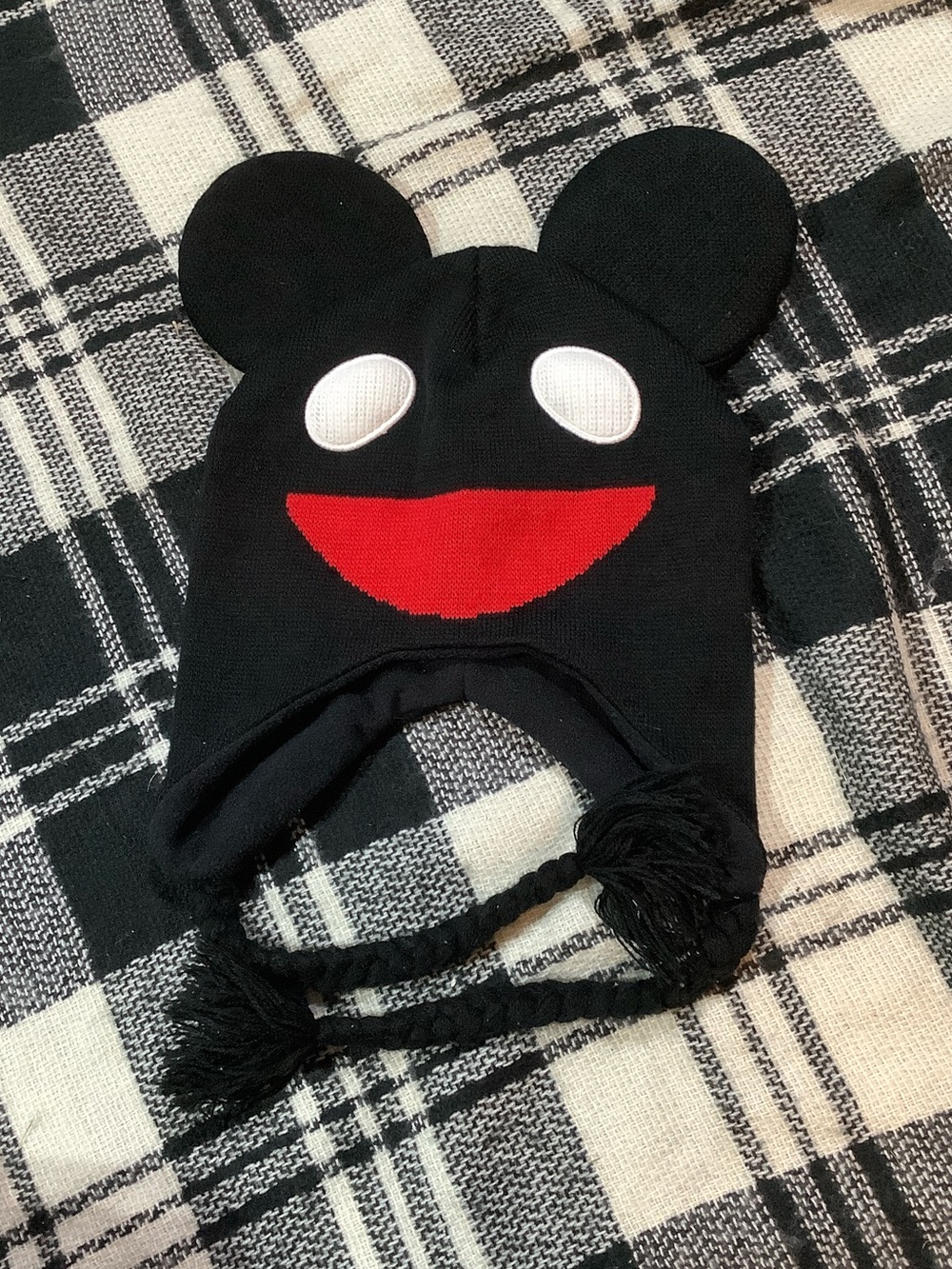 Deadmau5 black beanie hat with tassels